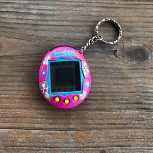 Tamagotchi Connection 2004